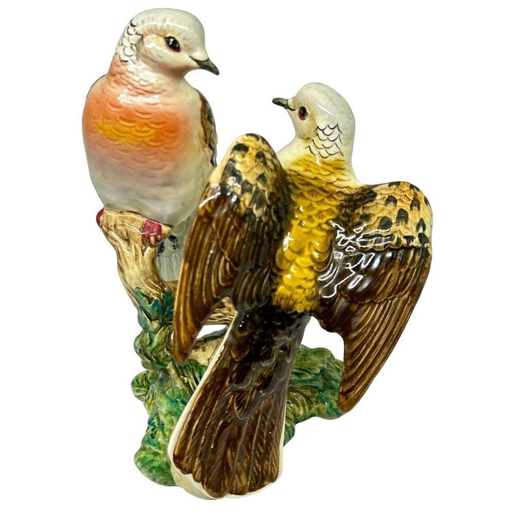 VINTAGE 1940-1970 Era BESWICK TURTLE DOVES PAIRING FIGURE MODEL No. 1022 PERFECT